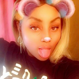 Meet your Posher, Keishara